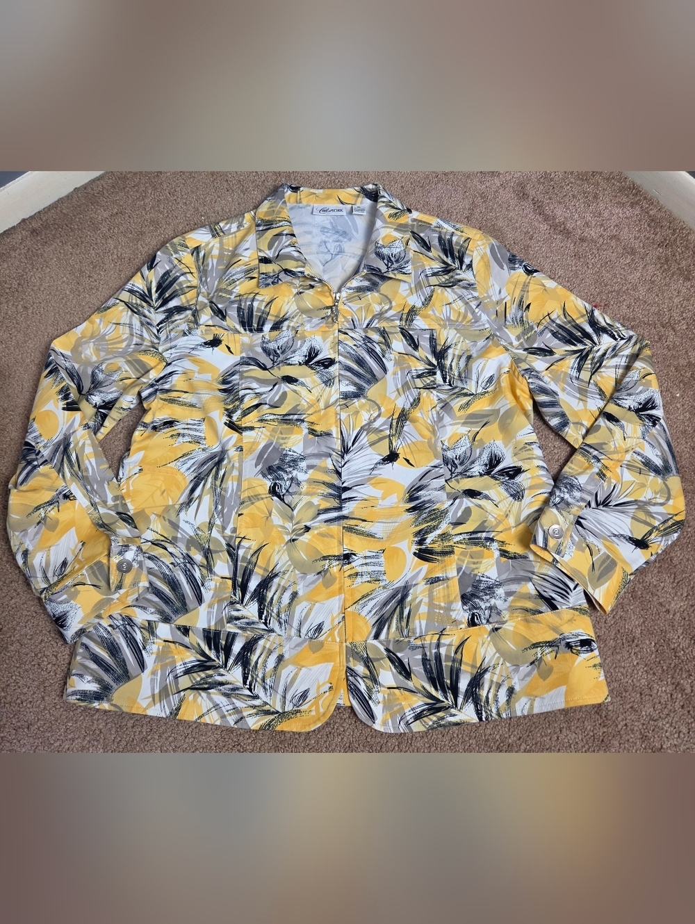 Claudia Richard Yellow Floral-Print Casual Button-Down Shirt